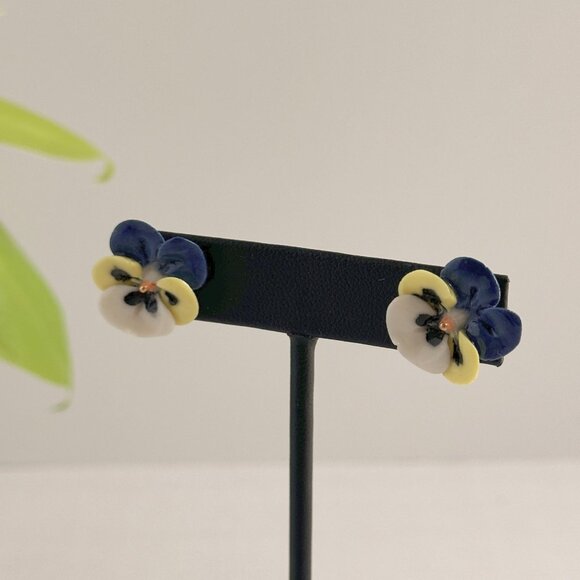 Porcelain Pansy Earrings For Pierced Ears Blue Yellow White Floral Design .75" - Picture 4 of 6
